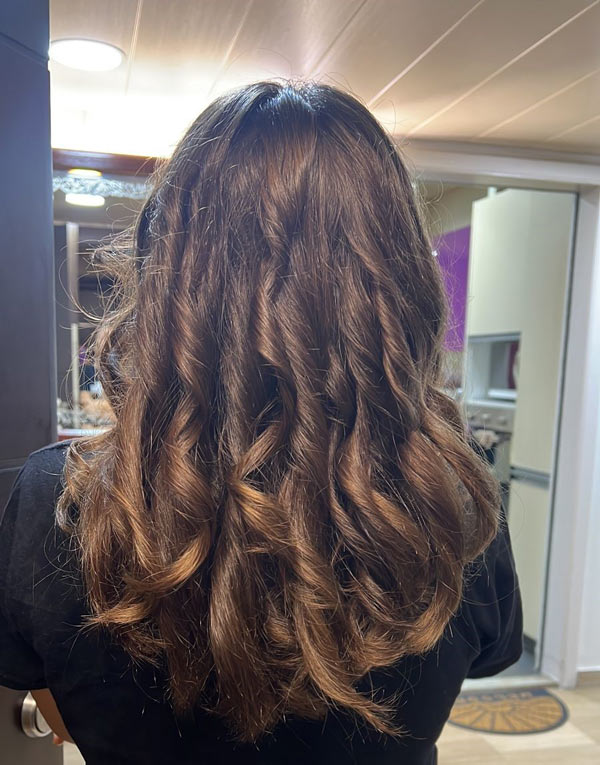 5 Best Practices for Making Curls Last on Straight Hair
